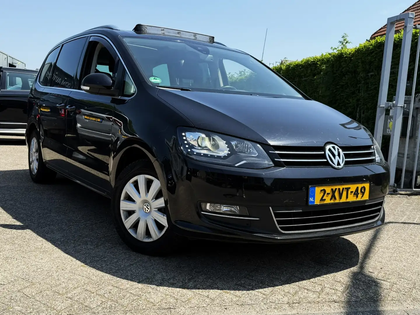 Volkswagen Sharan 2.0 TDI AUTOMAAT HIGHLINE 7P PANO/LEER/CAMERA/ST.V Negro - 2