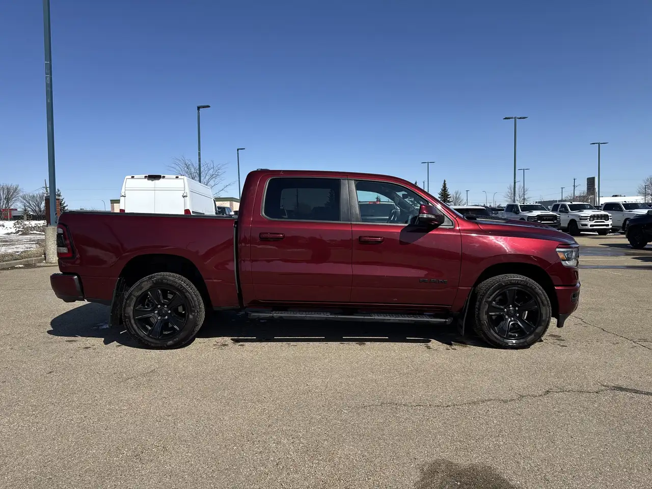 RAM 1500 снимка RAM 1500