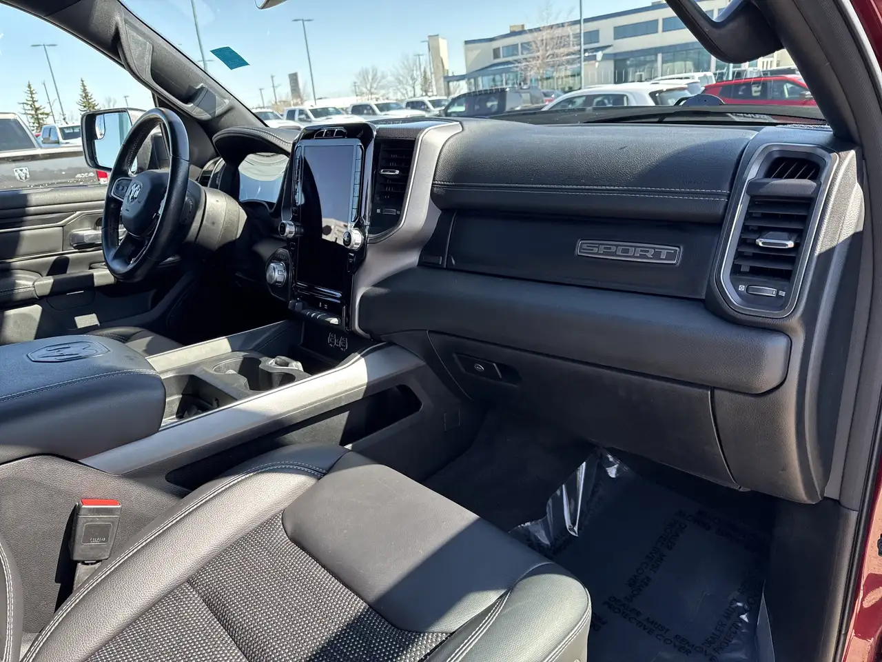 RAM 1500 снимка RAM 1500