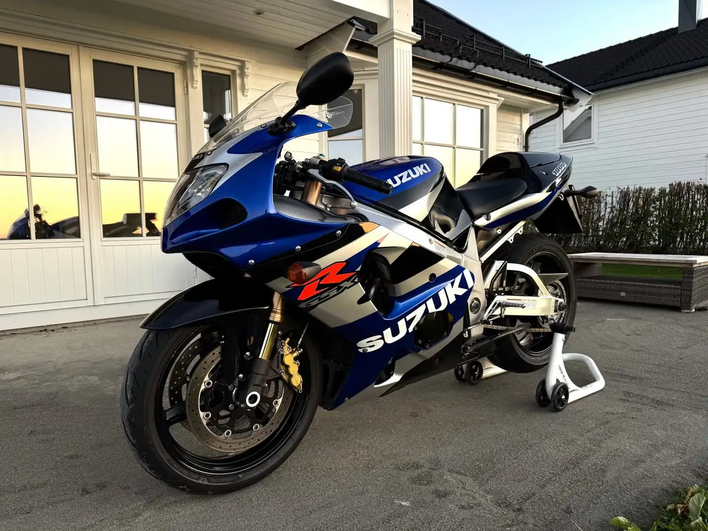 Suzuki GSX-R 1000 K2 Kék - 1