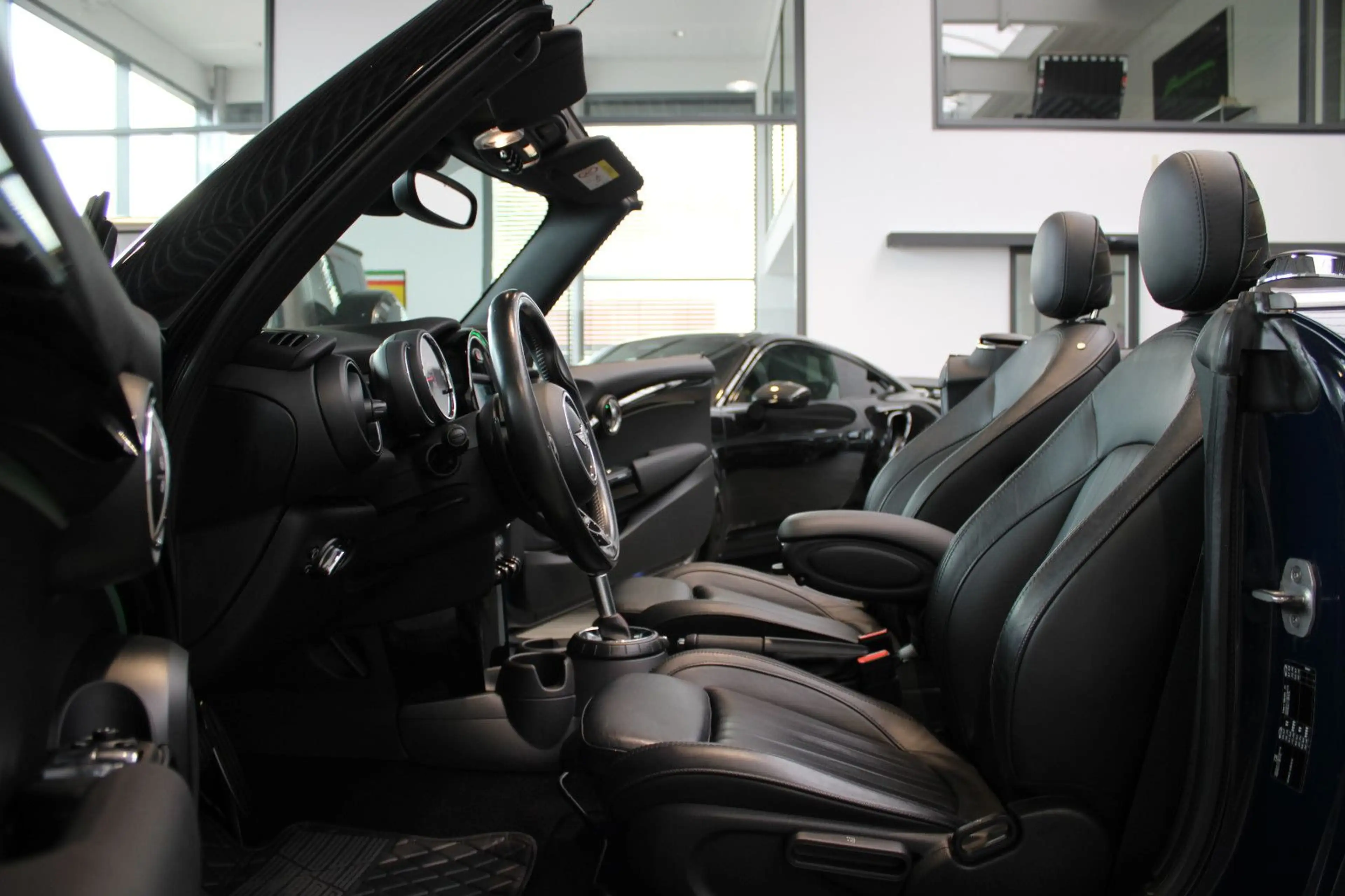 MINI John Cooper Works Cabrio JOHN COOPER WORKS CABRIO 100% EXKLUSIV & EXTRA`S — photo 4