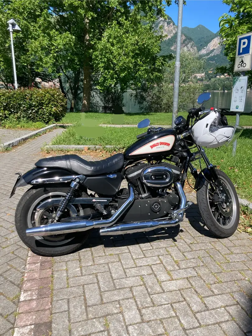 Harley-Davidson Sportster 883 R - 1