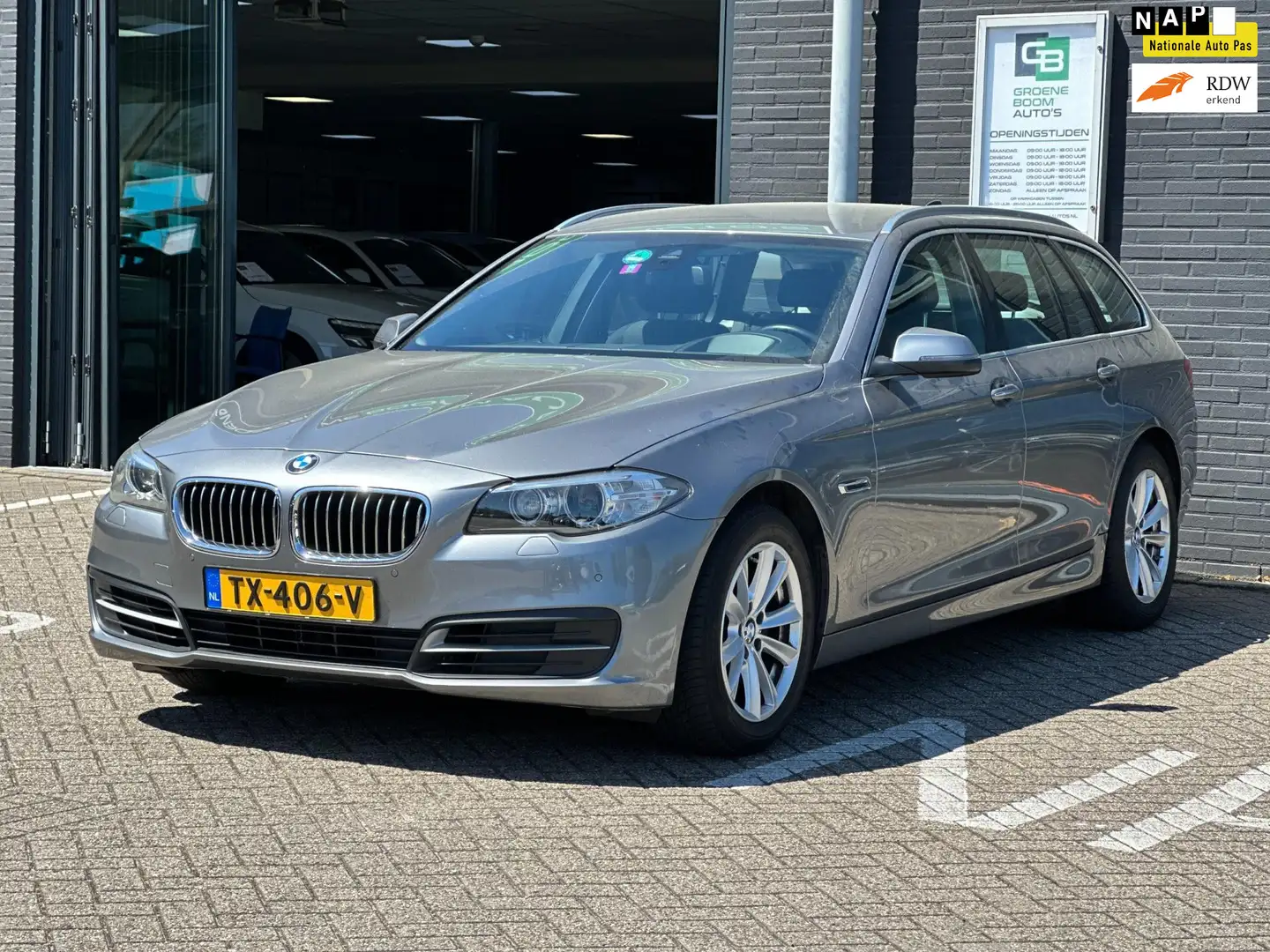 BMW 520 5-serie Touring 520d High Executive/NAVI/XENON/NWE Grau - 1