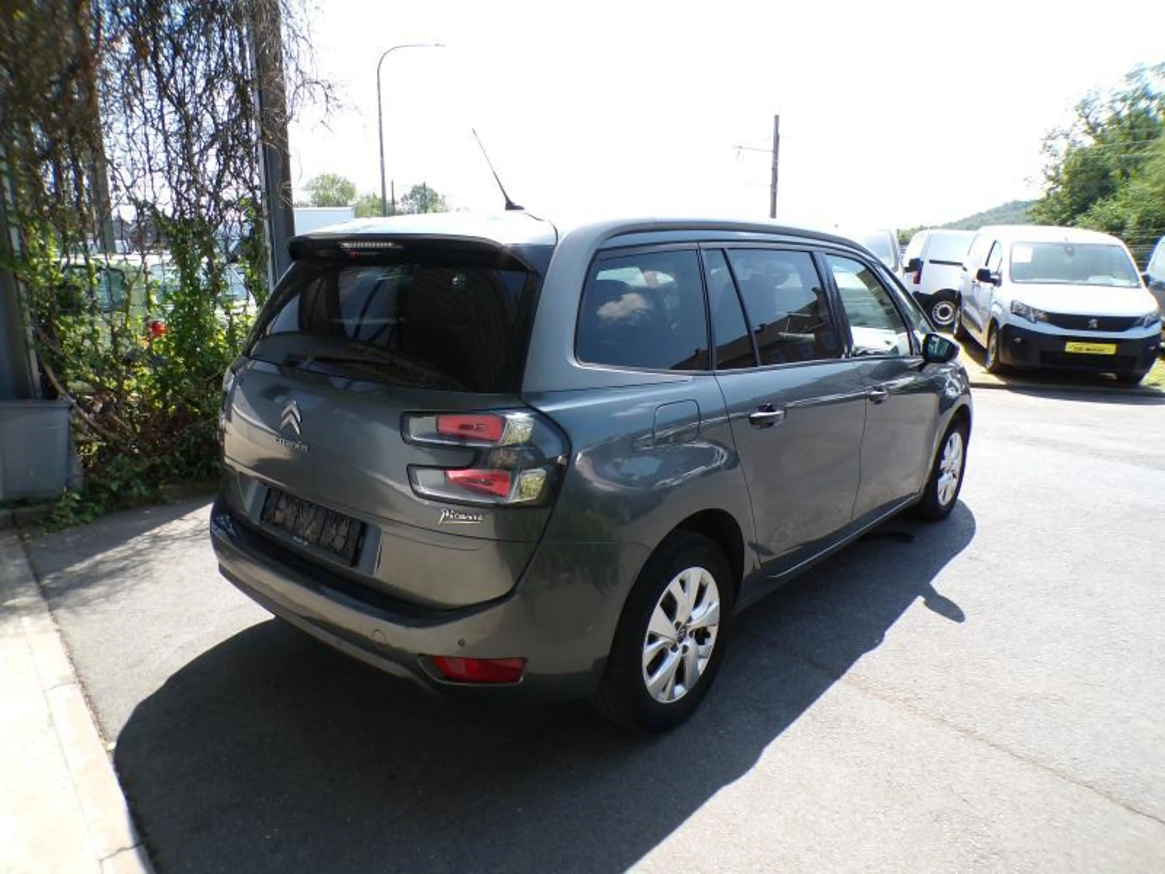Citroen Grand C4 Picasso 1.6HDi 115cv 7pl Automatique gris 11/15 Airco GPS — photo 4