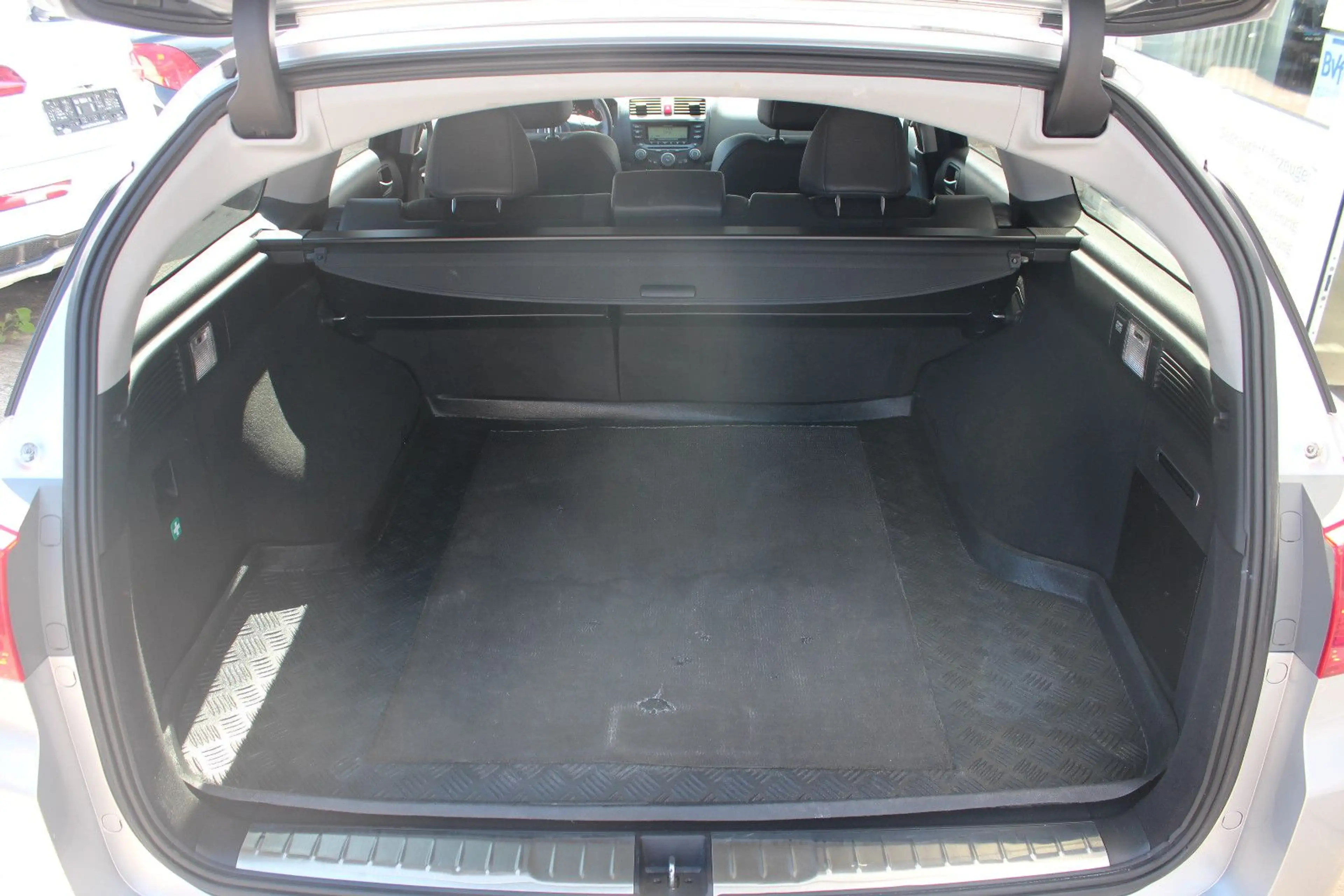 Honda Accord Tourer 2.0 VTEC Sport *TÜV neu*Leder — photo 14