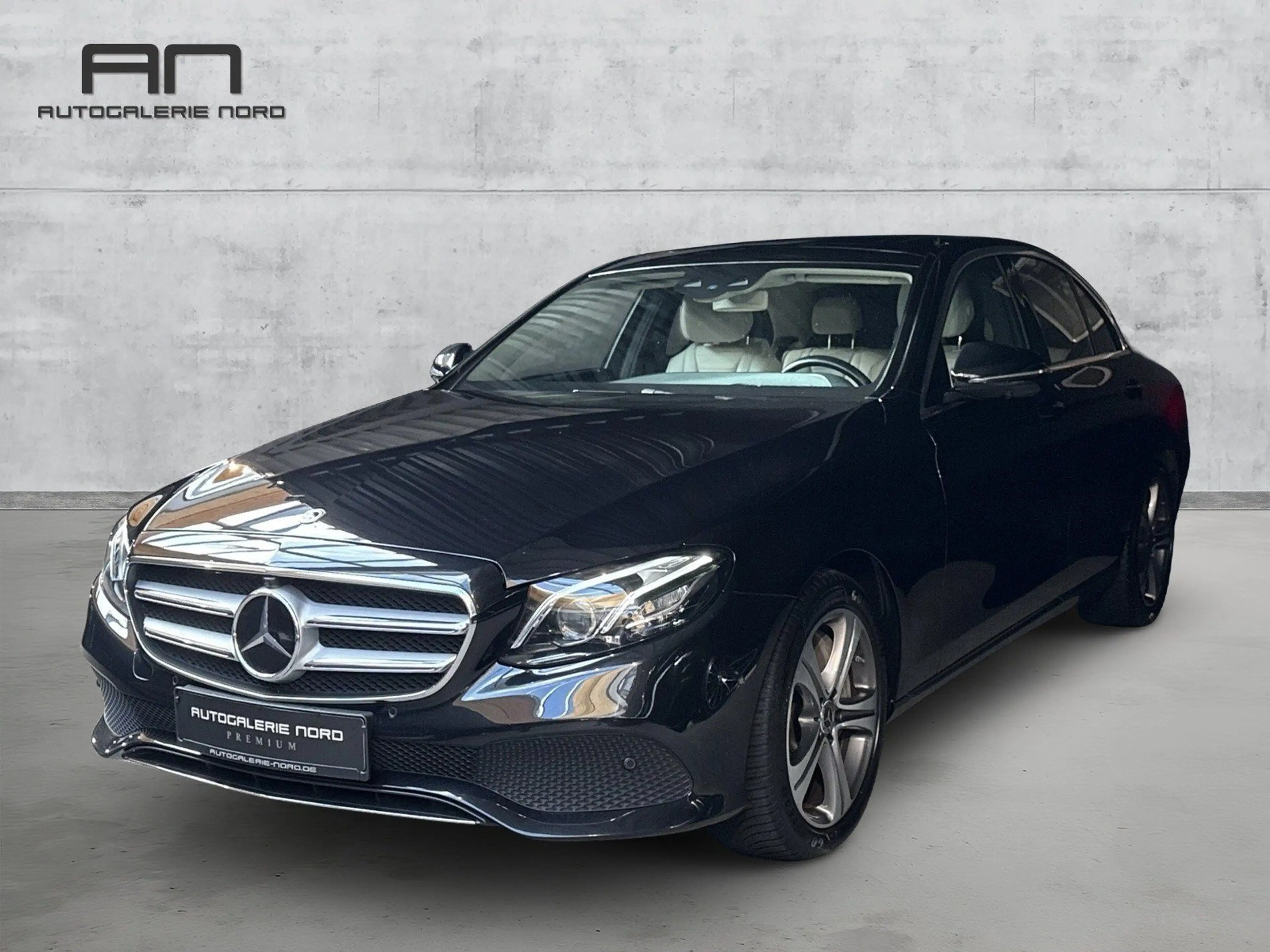 Mercedes-Benz E 400 d 4M Pano+Distronic+HUD+WideS+Soft+360° — photo 2