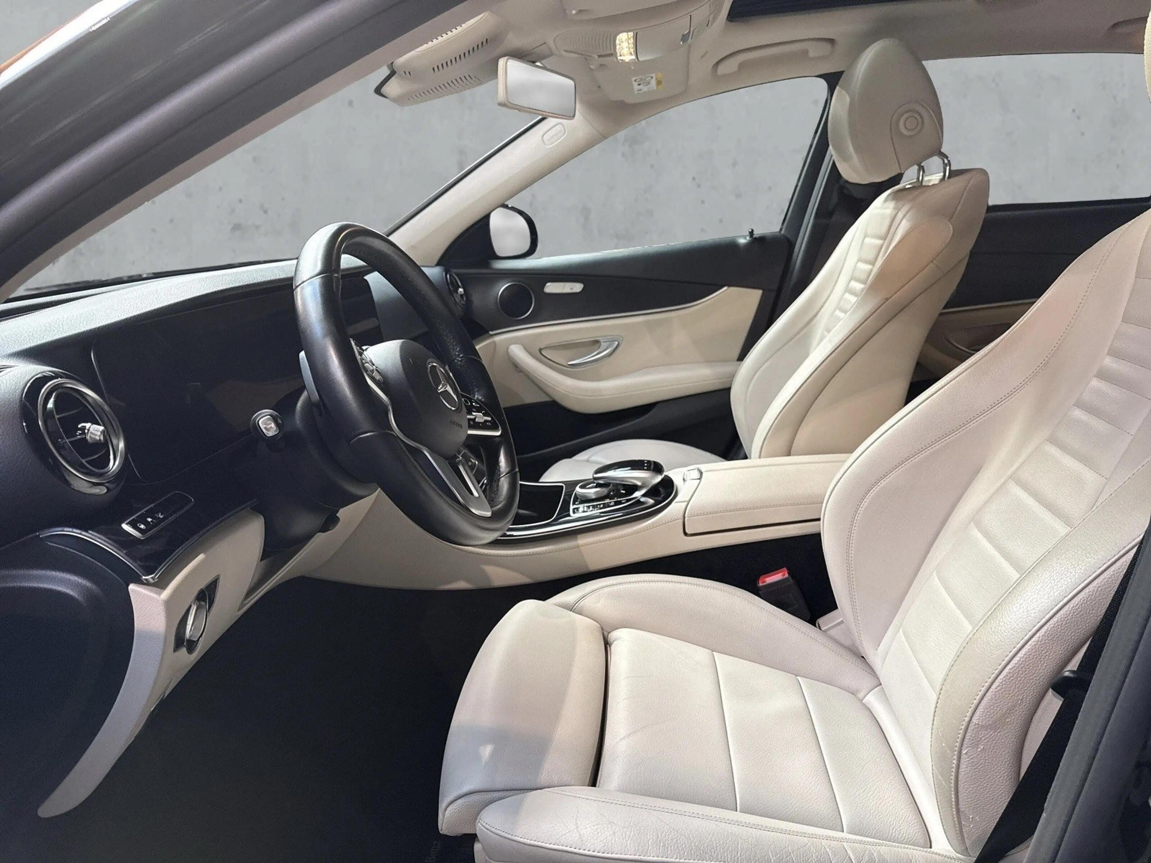 Mercedes-Benz E 400 d 4M Pano+Distronic+HUD+WideS+Soft+360° — photo 9