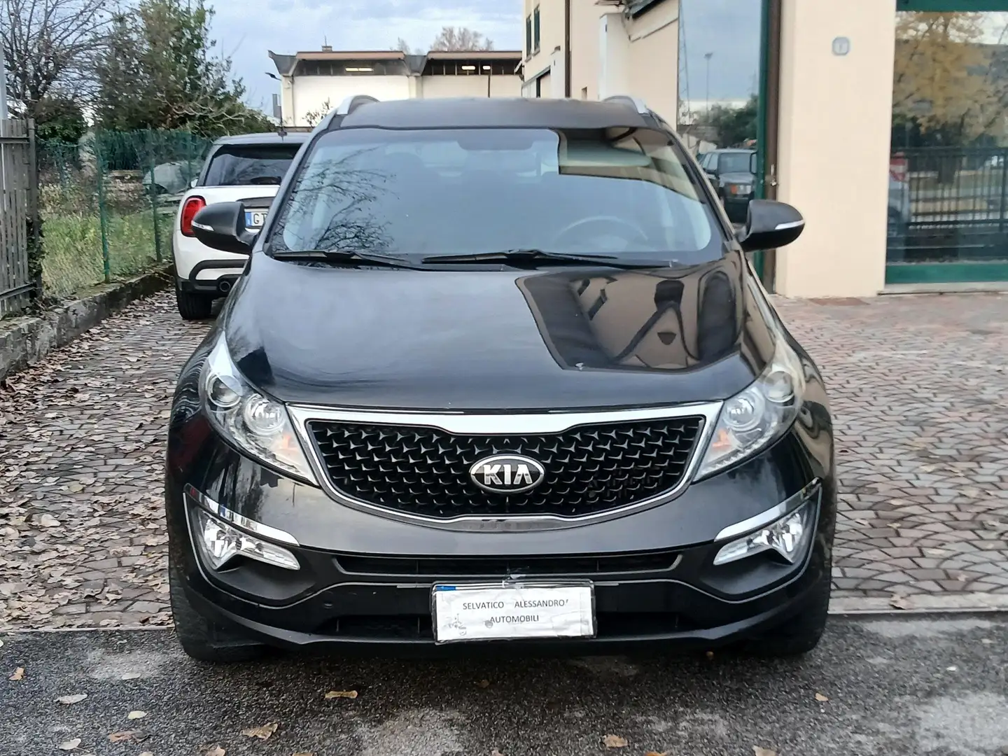 Kia Sportage Sportage 1.7 crdi  euro 6 neopatentati Nero - 2