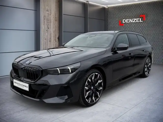 BMW 550 e xDrive Touring