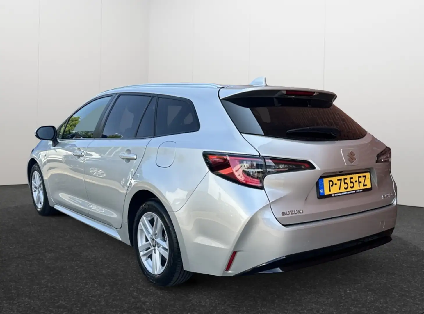 Suzuki Swace 1.8 Hybrid Select Wagon: Ruimte, Luxe & Zuinigheid Gri - 2