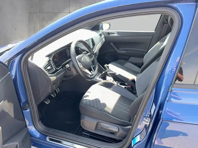 Volkswagen Polo view 9