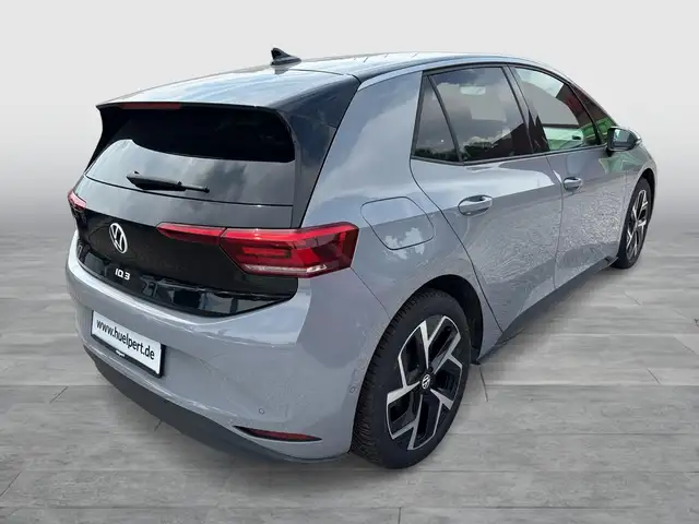 Volkswagen Id.3 view 6