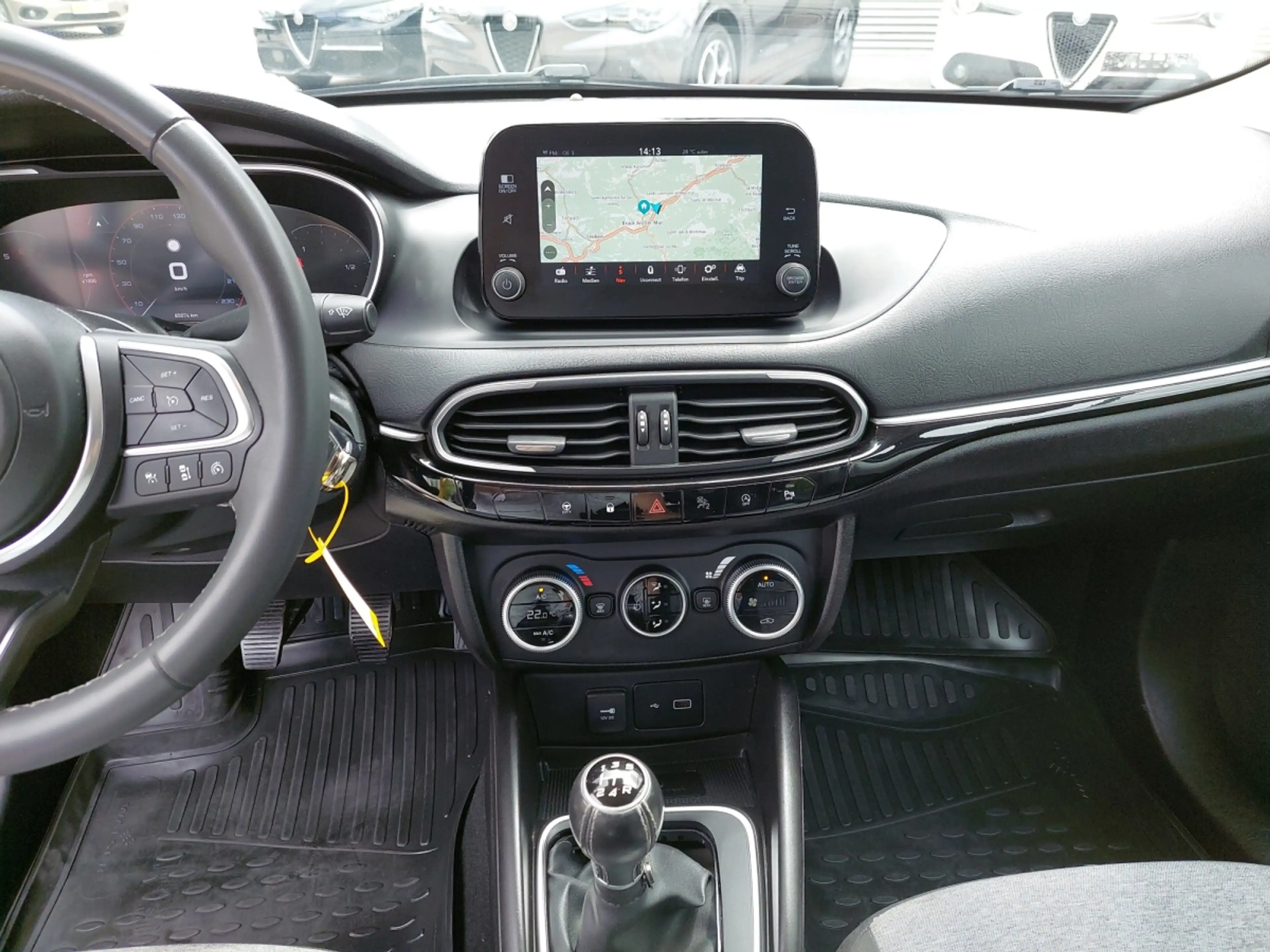 Fiat Tipo Cross FireFly Turbo 100 — photo 9