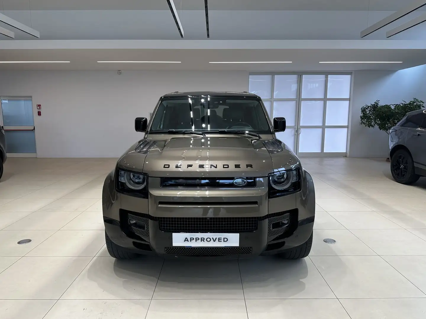 Land Rover Defender Defender 130 3.0D I6 300 CV AWD Auto X-Dynamic HSE Marrone - 2