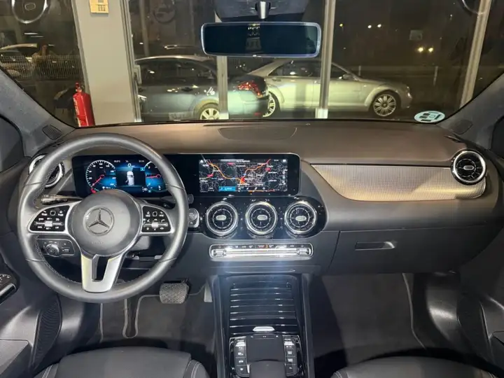 Mercedes-Benz Clase B B 180 d 2022, foto 2