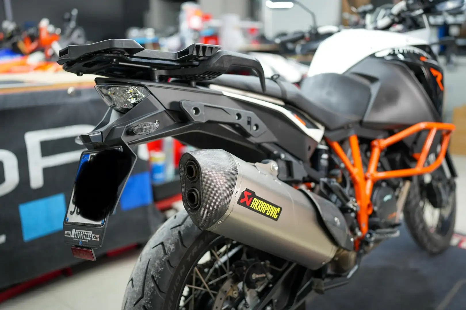 KTM 1190 Adventure Adventure R Blanco - 2