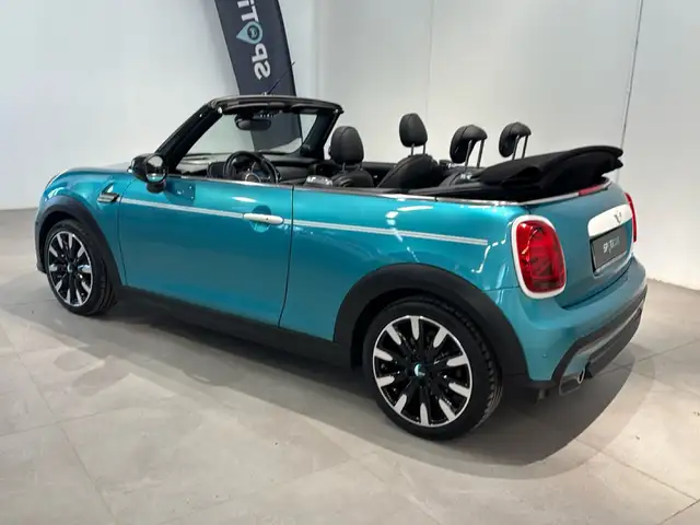 Mini Hatch view 6