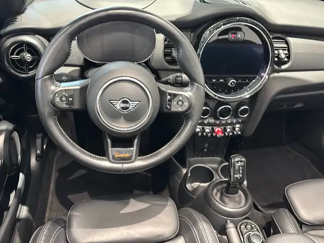 Mini Hatch view 19