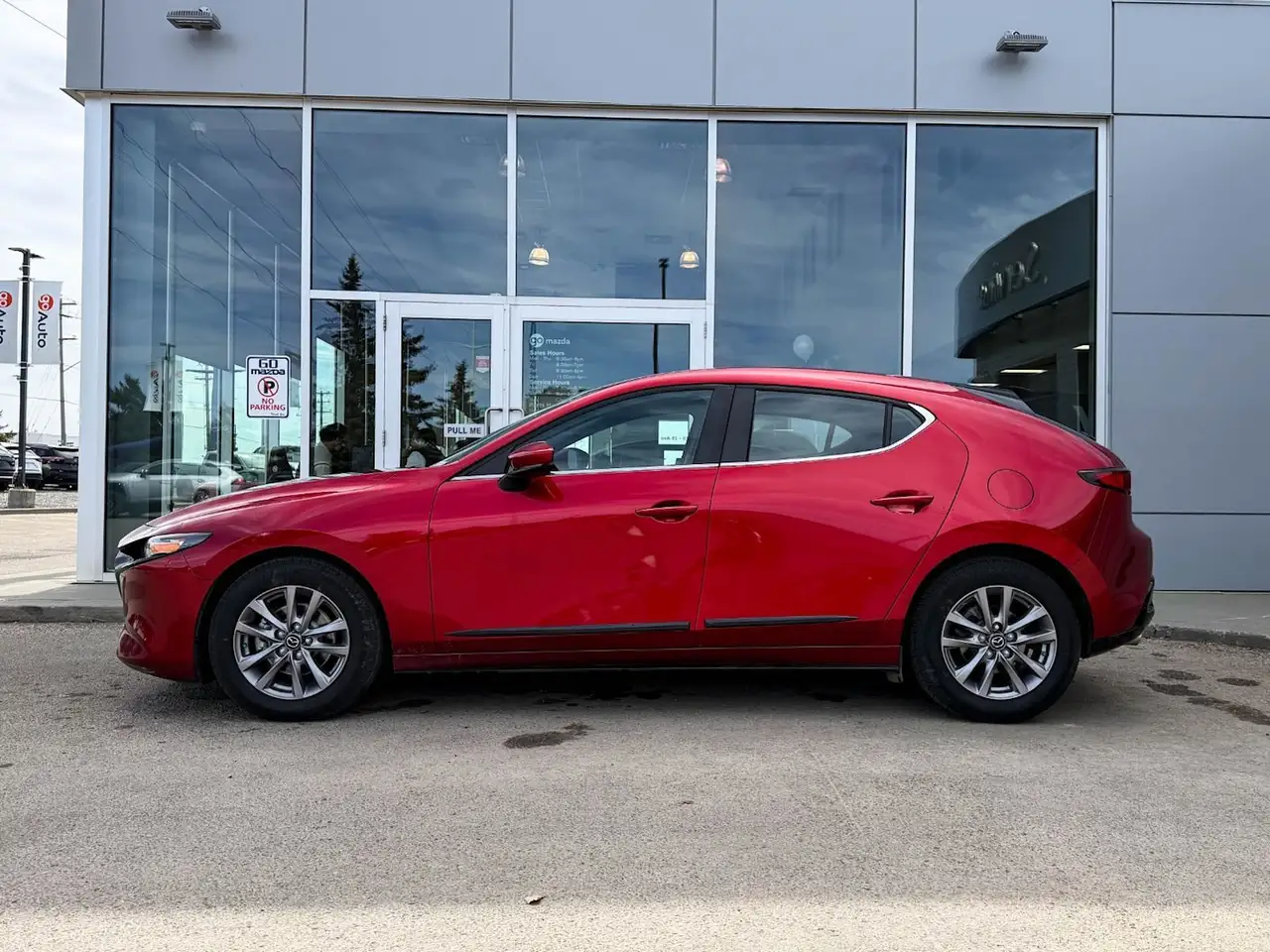 Mazda 3 снимка Mazda 3