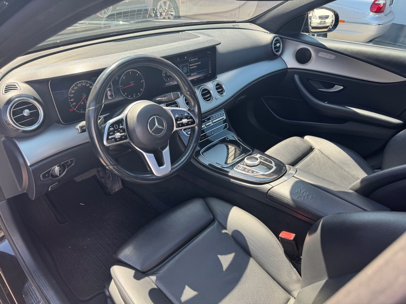 Mercedes-Benz E 220 d Limousine/ TAXI/ LEDER/ COMAND/ SCHIEBED — photo 9