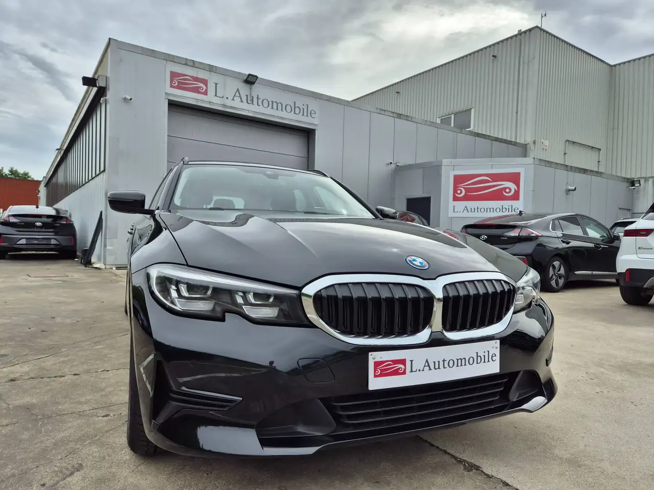 BMW 320