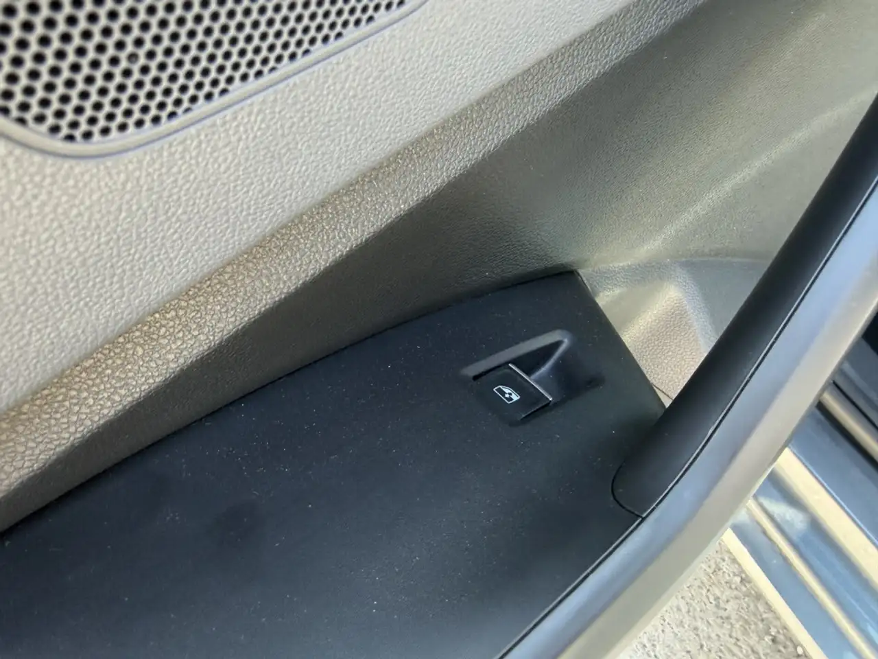 Volkswagen Jetta снимка Volkswagen Jetta