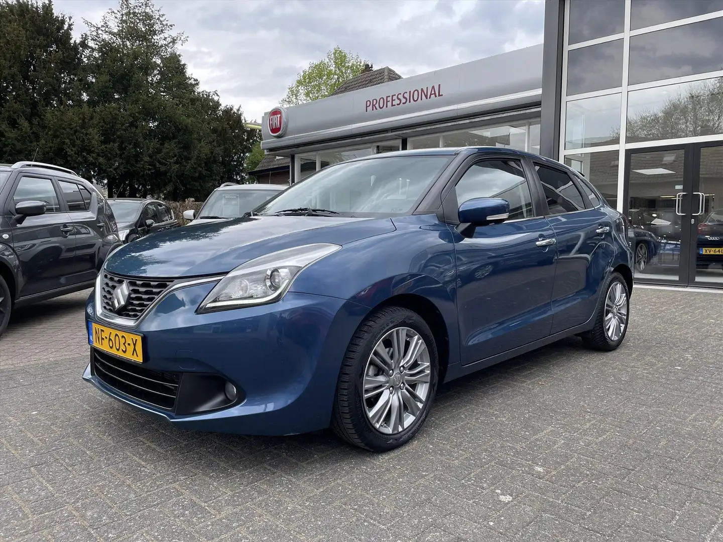 Suzuki Baleno 1.2 Dualjet 90pk Smart Hybrid S&S High Executive Albastru - 2