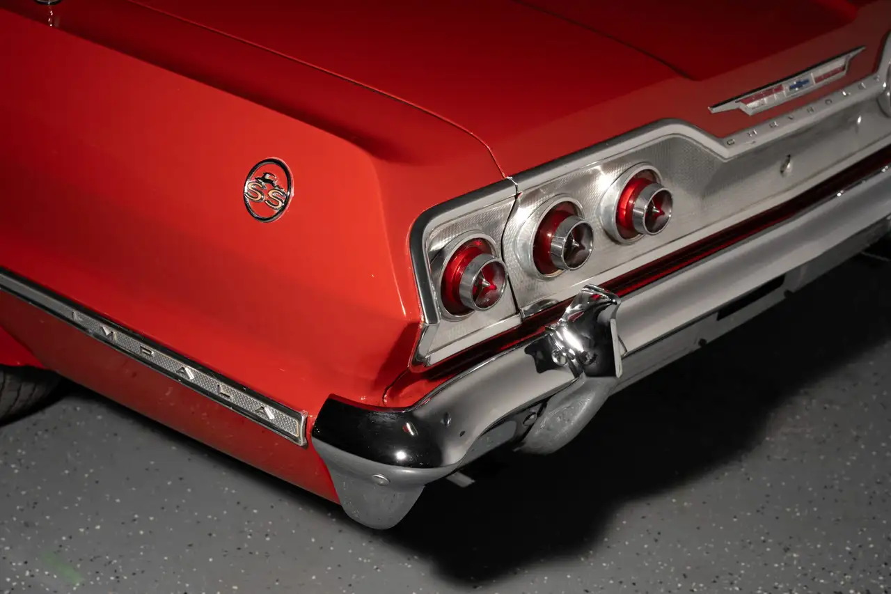 Chevrolet Impala photo Chevrolet Impala