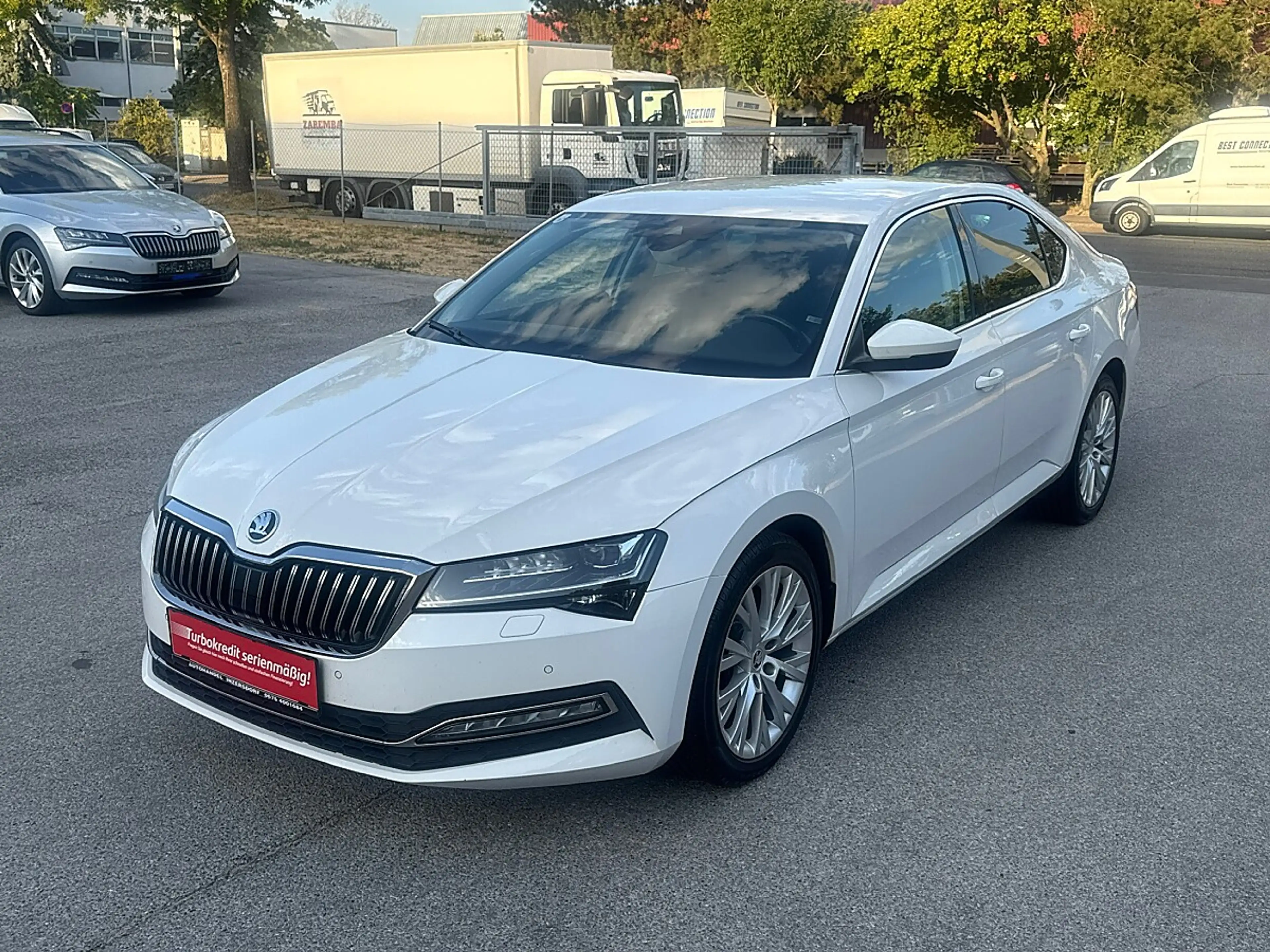 Skoda Superb 2,0 TDI Style DSG / DRIVING ASISST / NAVI / LED... — photo 2