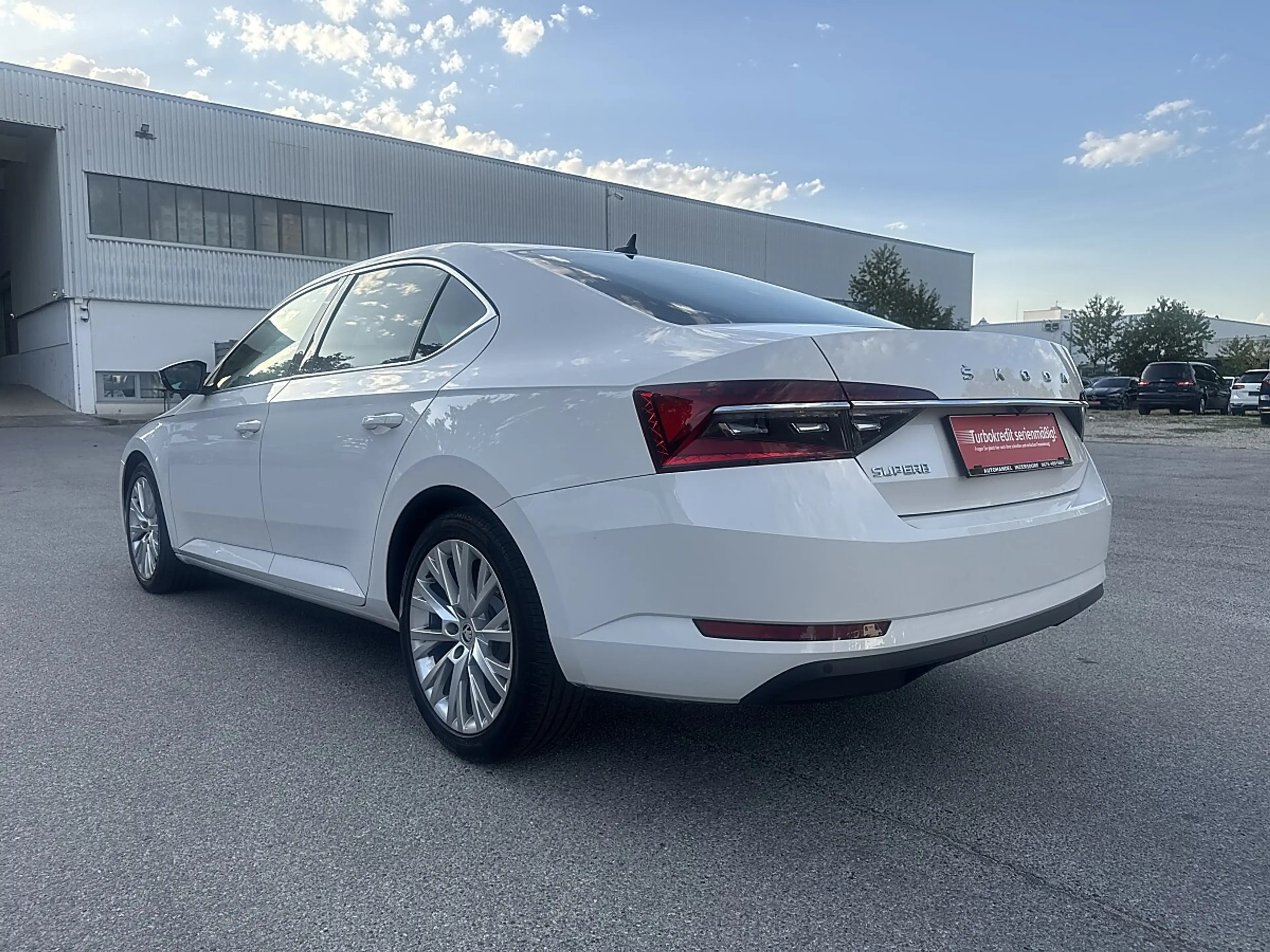 Skoda Superb 2,0 TDI Style DSG / DRIVING ASISST / NAVI / LED... — photo 4