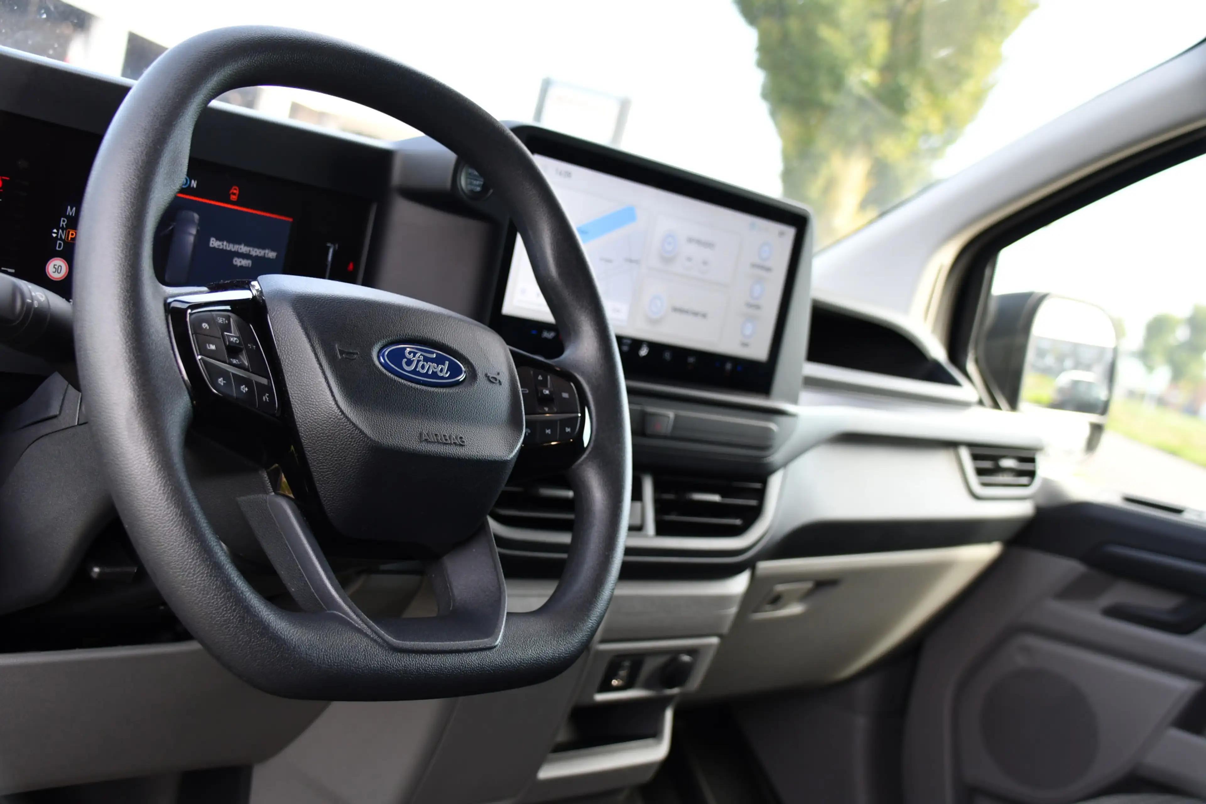 Ford Transit Custom 300 2.0 TDCI L1H1 Black Edition Cruise, Camera, Ca — photo 12