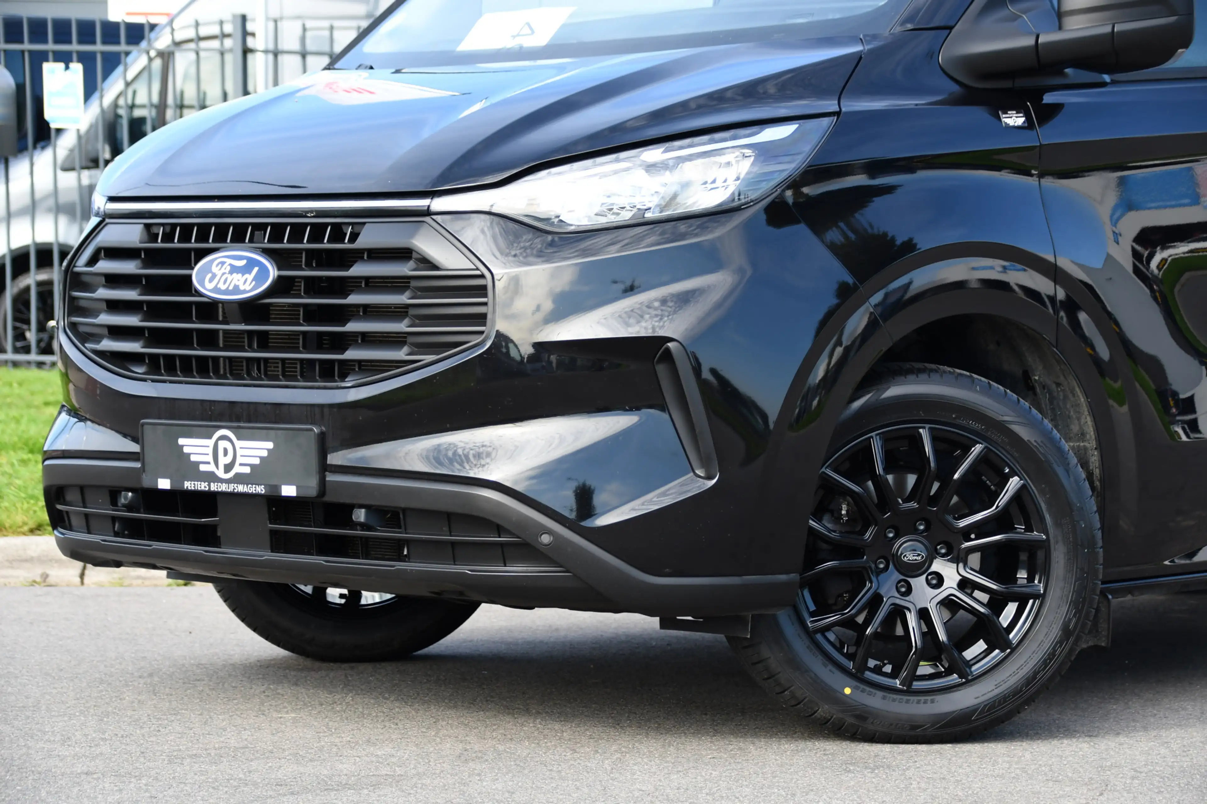Ford Transit Custom 300 2.0 TDCI L1H1 Black Edition Cruise, Camera, Ca — photo 7