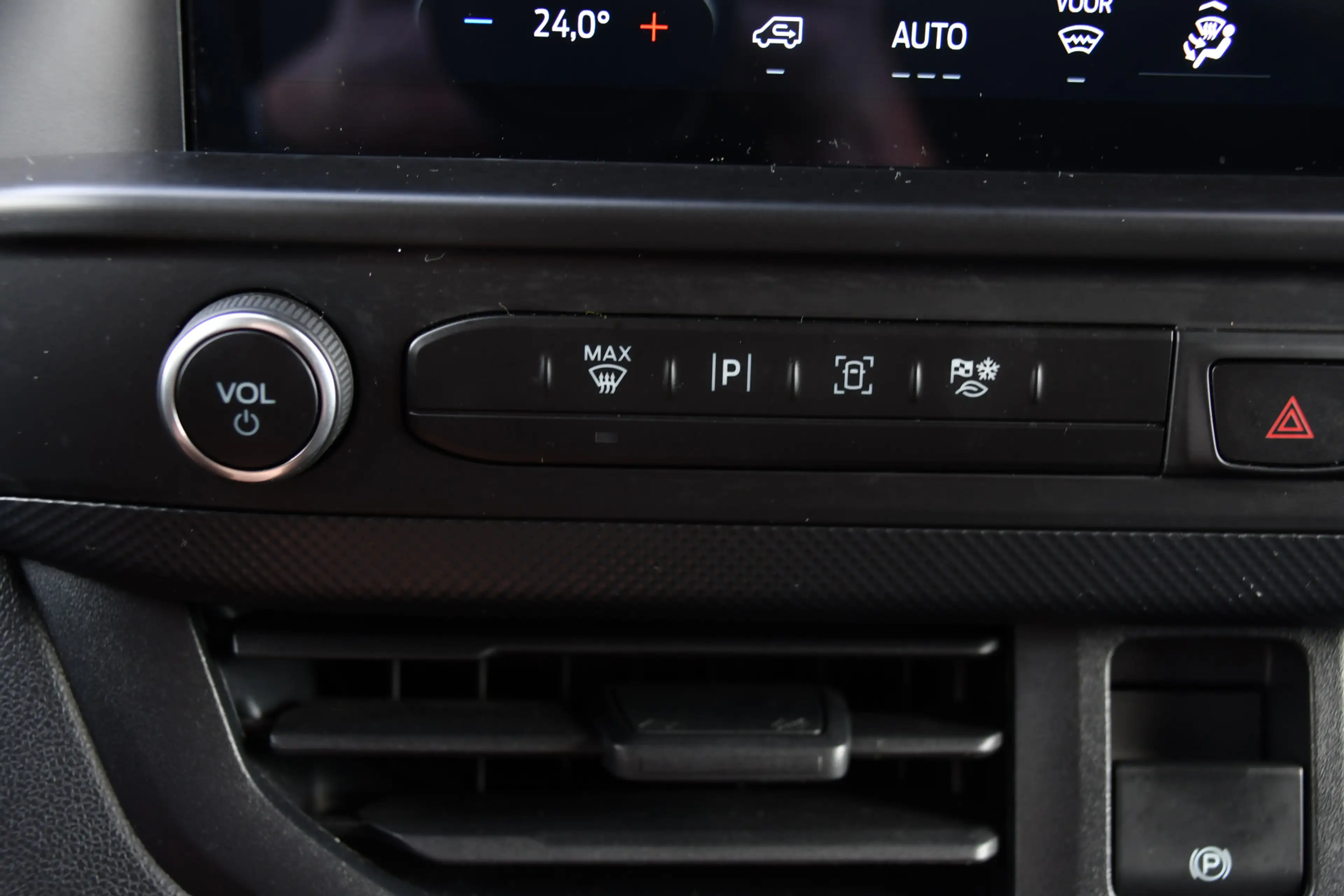Ford Transit Custom 300 2.0 TDCI L1H1 Black Edition Cruise, Camera, Ca — photo 23