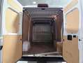 Peugeot Boxer FG 2.2 BHDI 120 L2H2 3.3T 4P Blanco - thumbnail 11