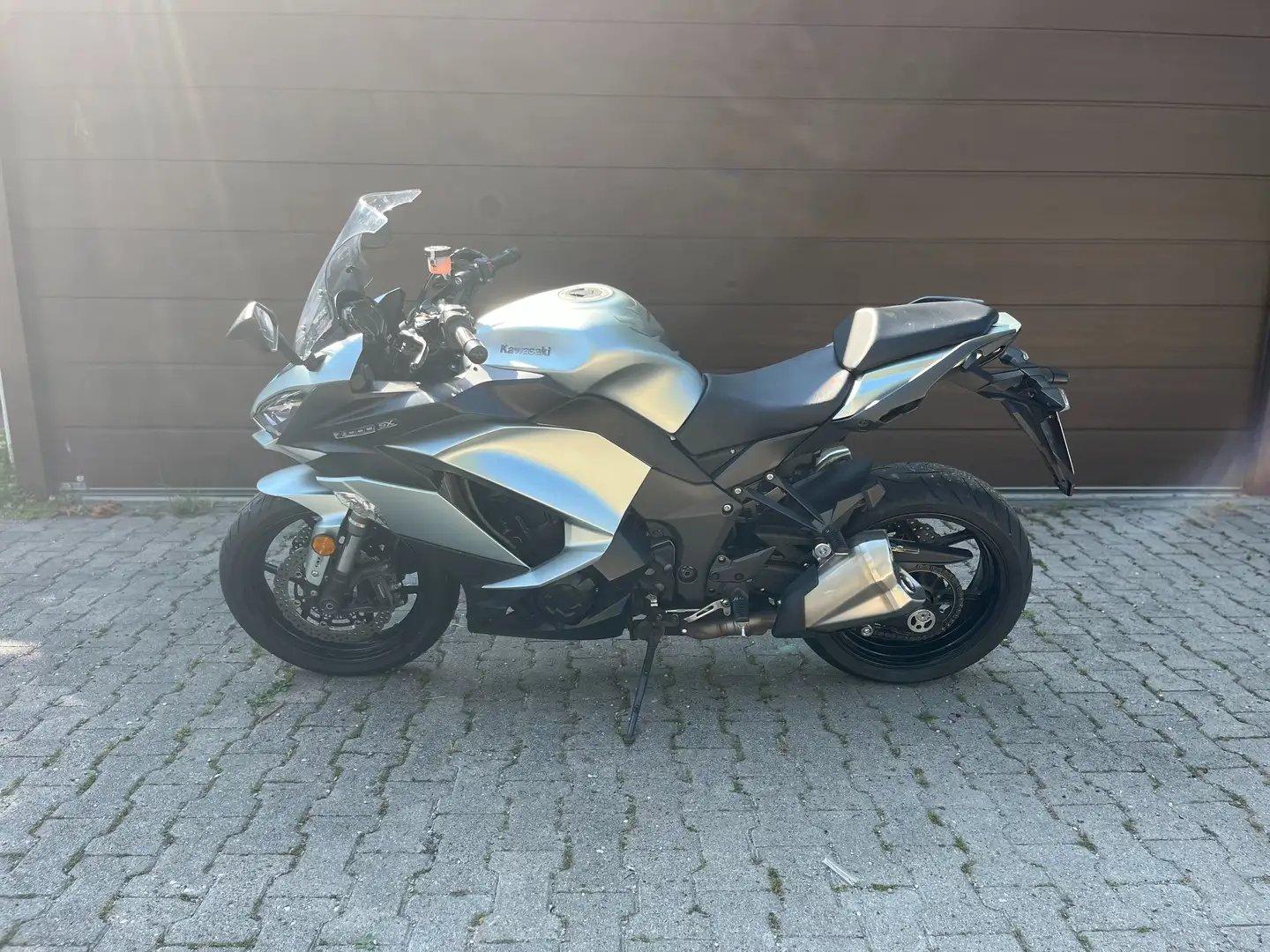 Kawasaki Z1000 SX Silber - 2