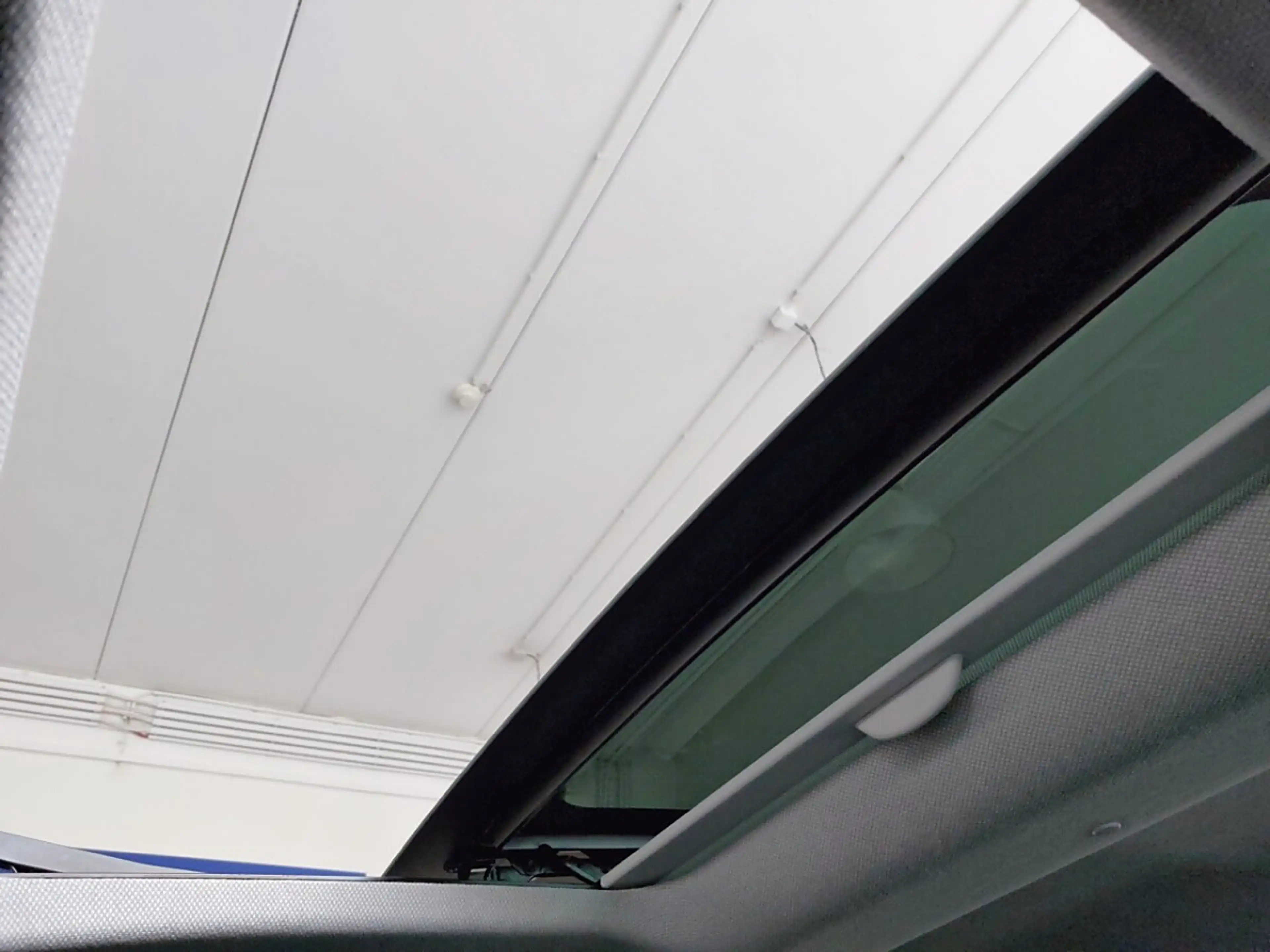 Jeep Avenger AVENGER GSE ALTITUDE — photo 10