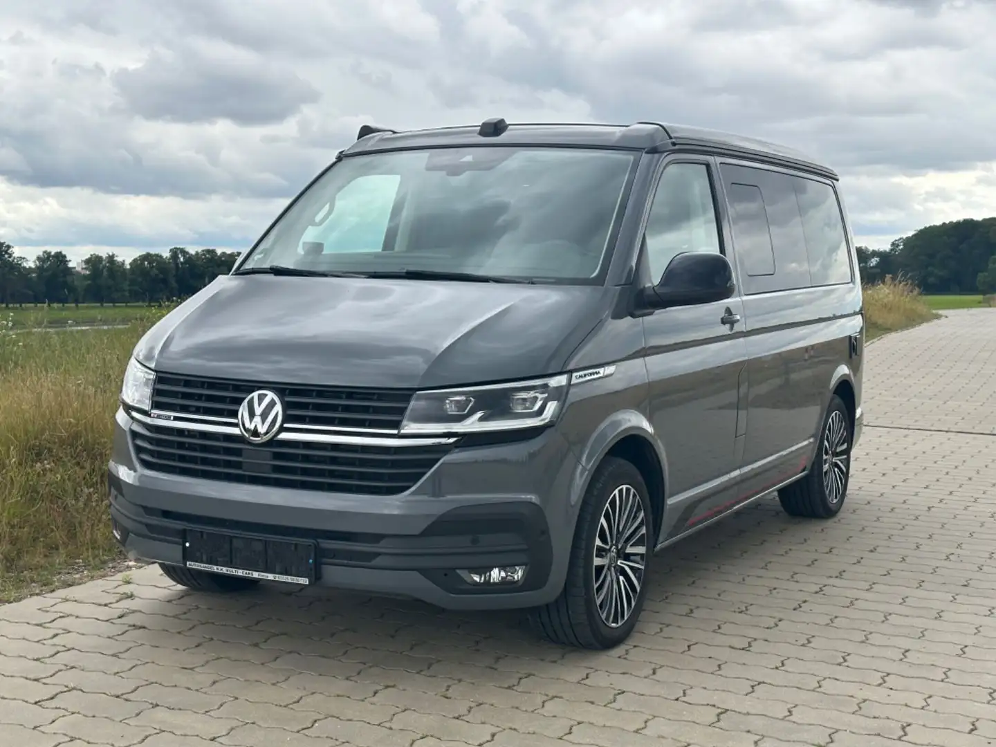 Volkswagen T6.1 California T6.1 California Ocean Edition 4Motion 1.Hand Gris - 2