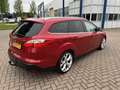 Ford Focus Wagon 1.6 EcoB. Titanium 183PK NAVI CRUISE CLIMA T Rood - thumbnail 4