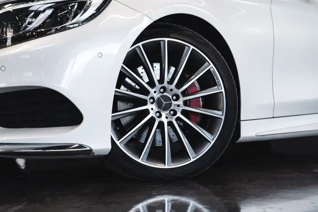 Mercedes-Benz S-Class view 13