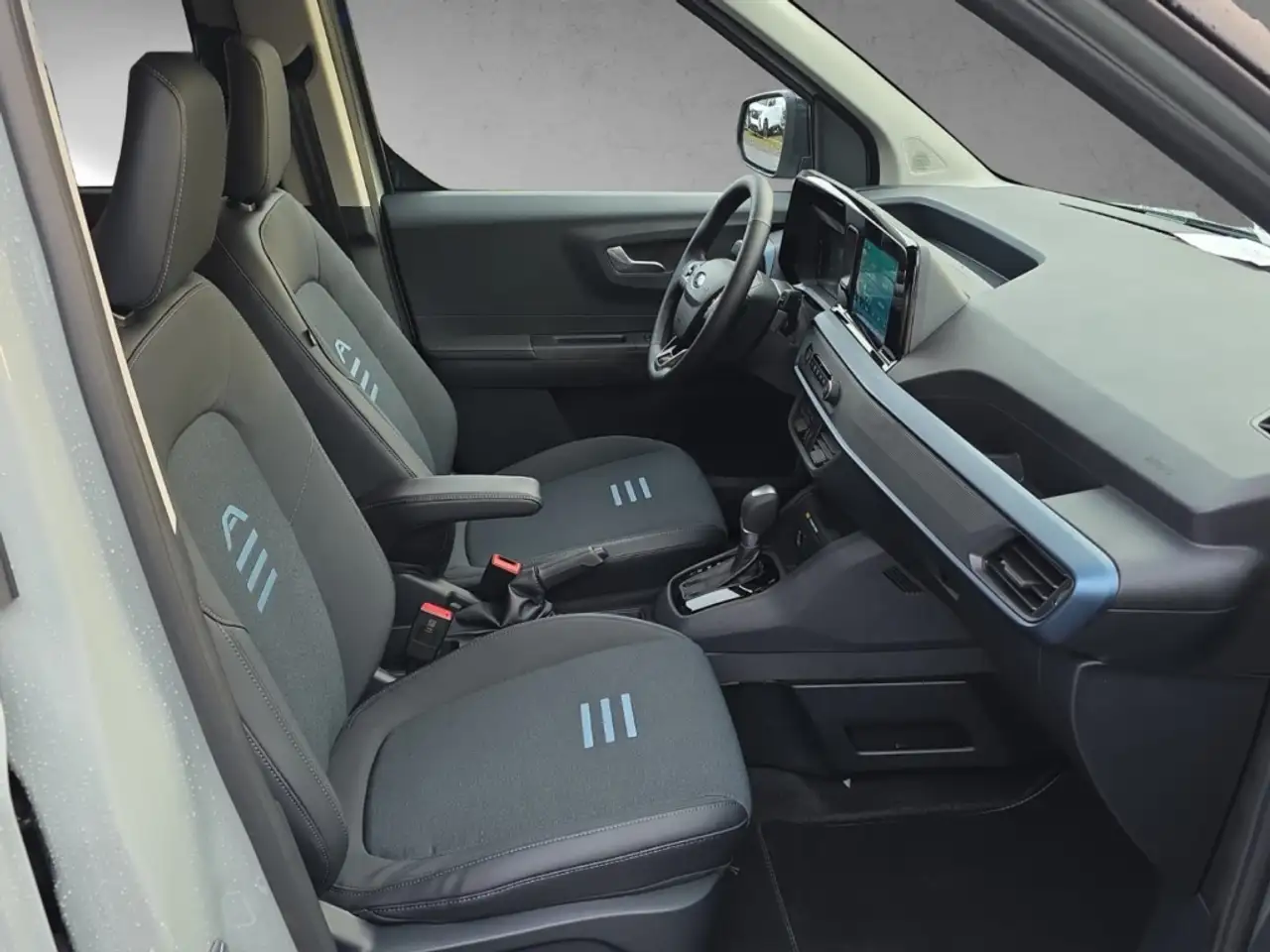 Ford Tourneo Courier 2026 — фото 16