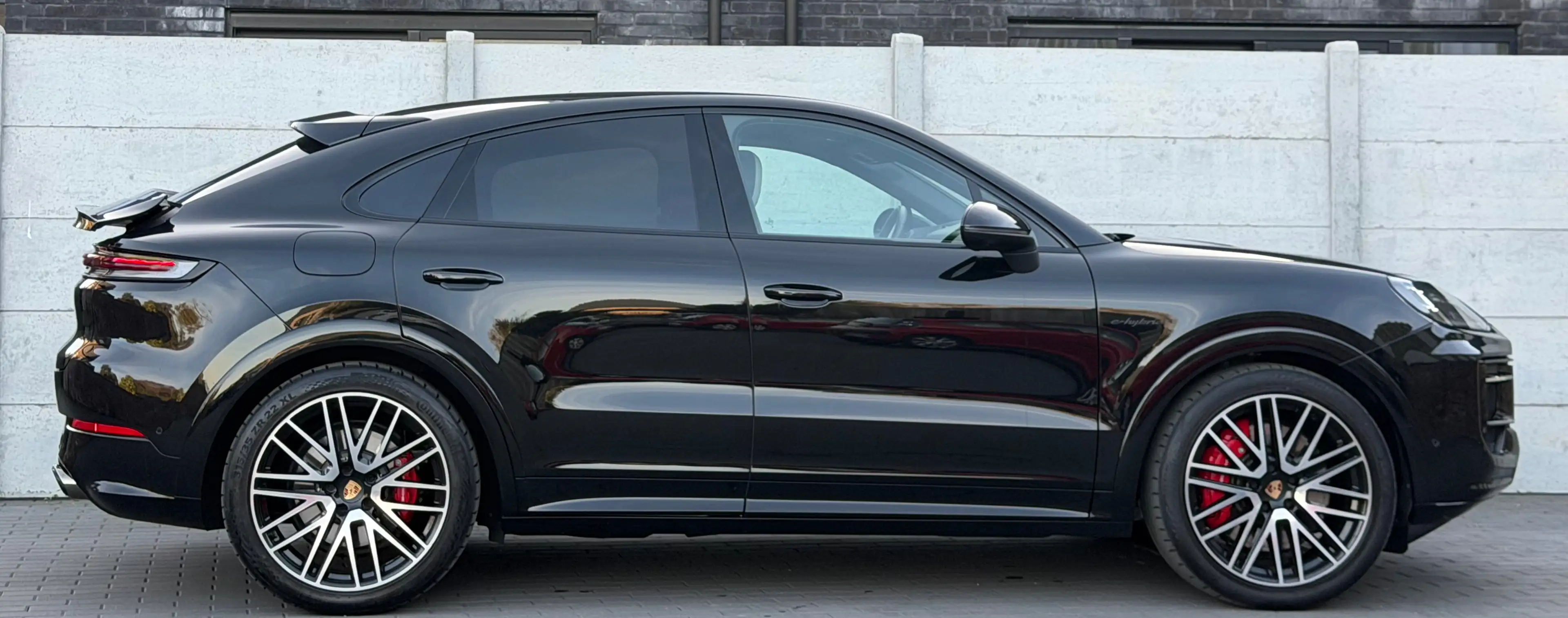 Porsche Cayenne CAYENNE S E-HYBRID – 519 CH – SPORT PLUS – PANO – HUD – 360° – BURMESTER — photo 6