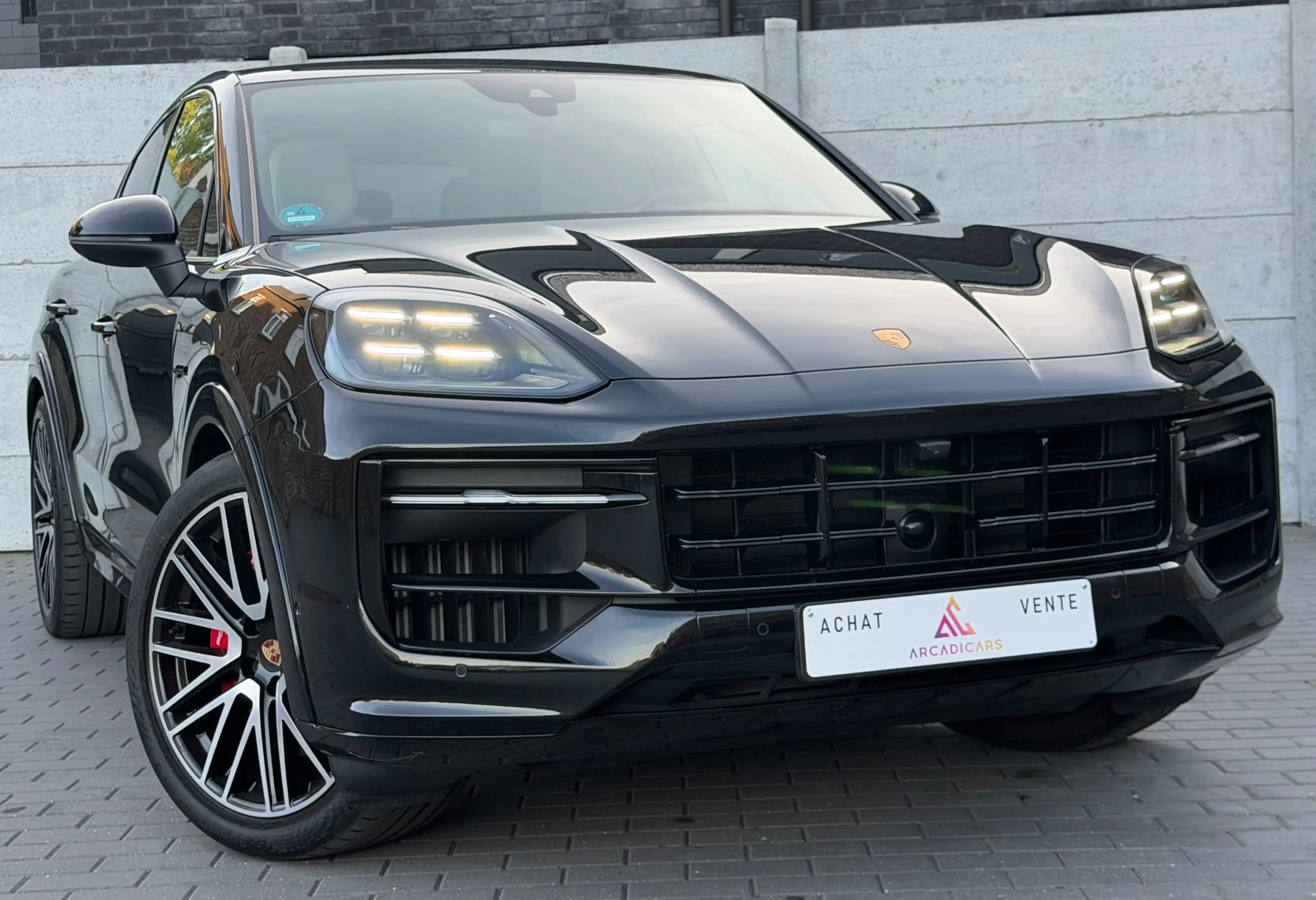 Porsche Cayenne CAYENNE S E-HYBRID – 519 CH – SPORT PLUS – PANO – HUD – 360° – BURMESTER — photo 4