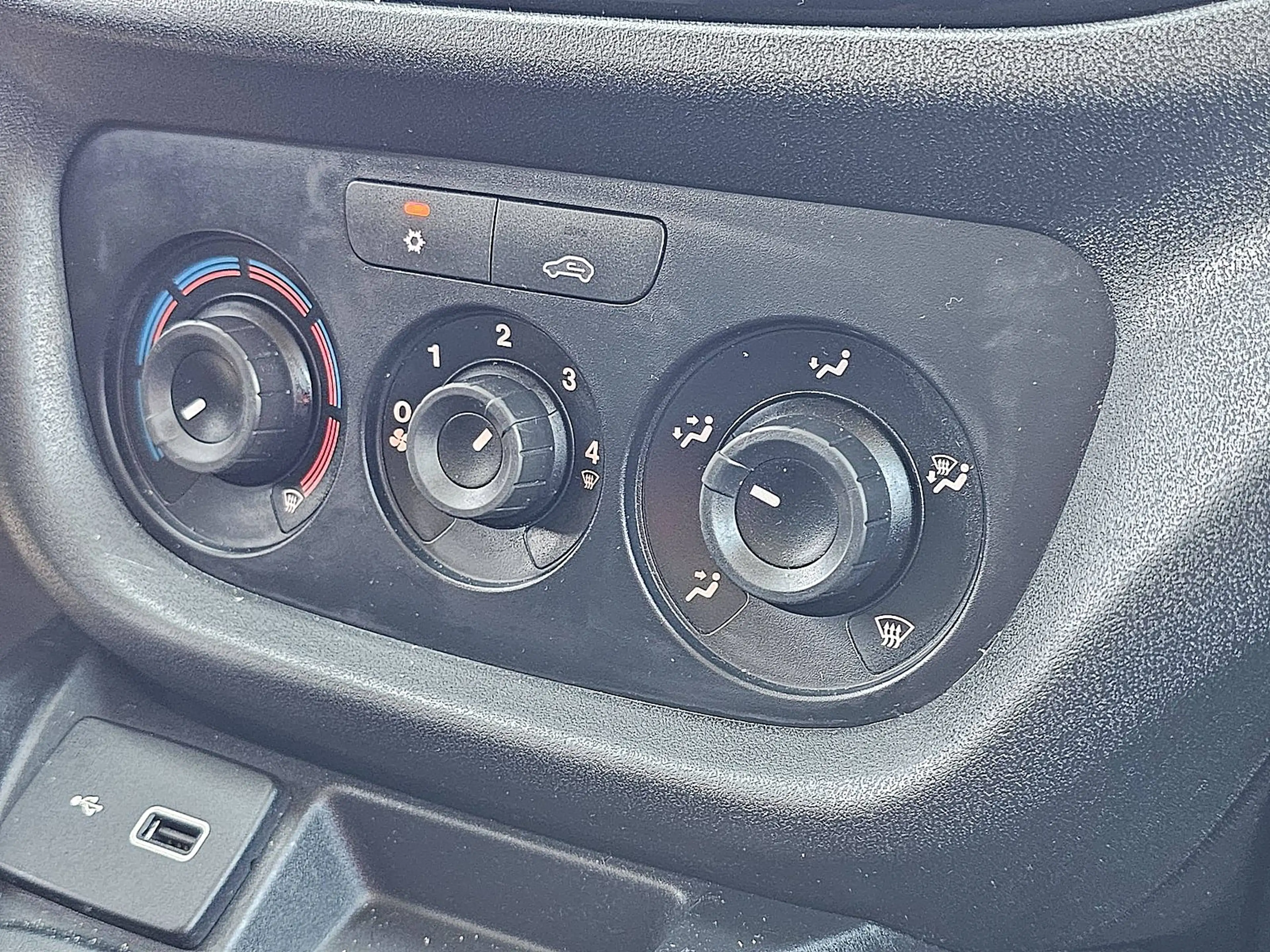 Fiat Doblo CARGO 1.6 — photo 10