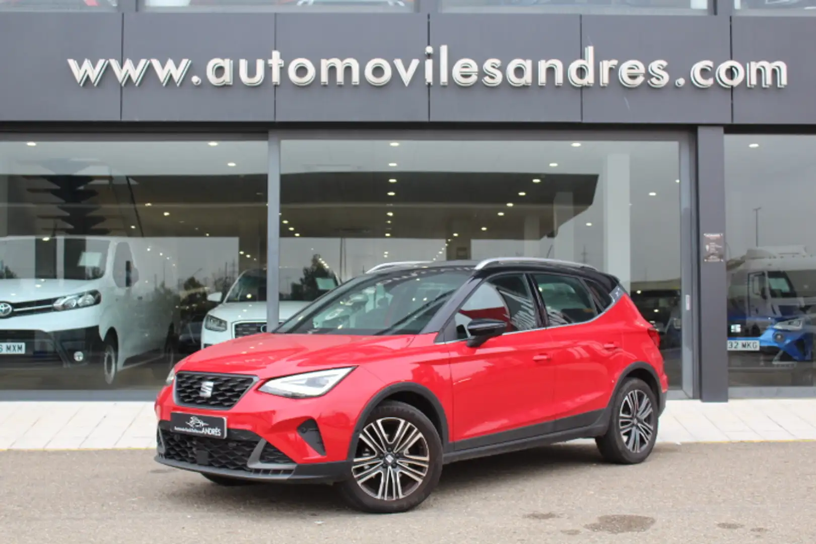 SEAT Arona 1.0 TSI S&S FR XM 110 Rojo - 1
