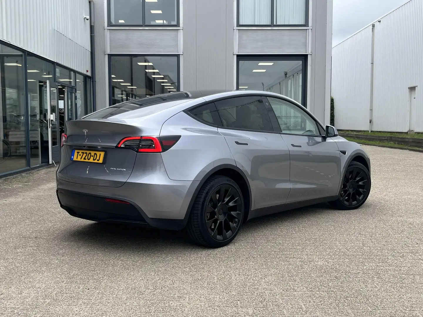 Tesla Model Y Long Range AWD 75 kWh | NL Auto/1e Eig./Full Self- Grijs - 2