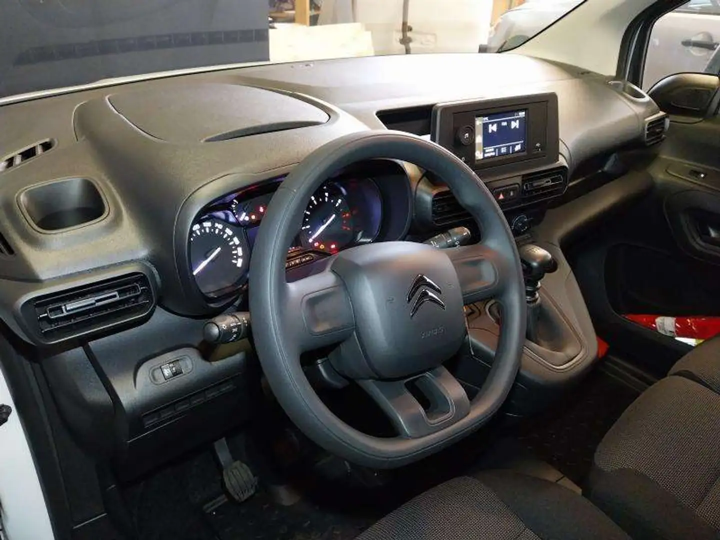 Citroen Berlingo IV Blanc - 2