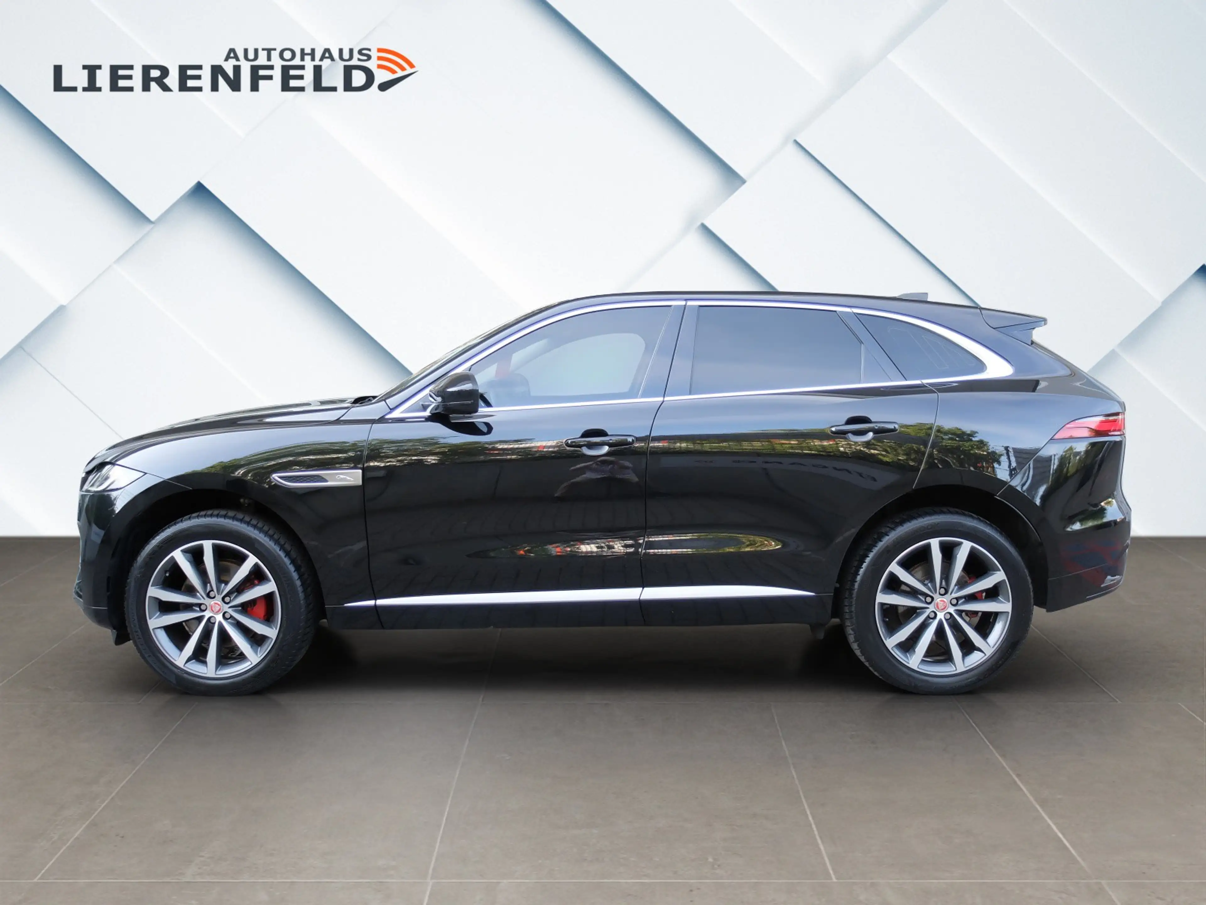 Jaguar F-Pace F-PACE D200 Mild-Hybrid SE AWD neues Model — photo 3