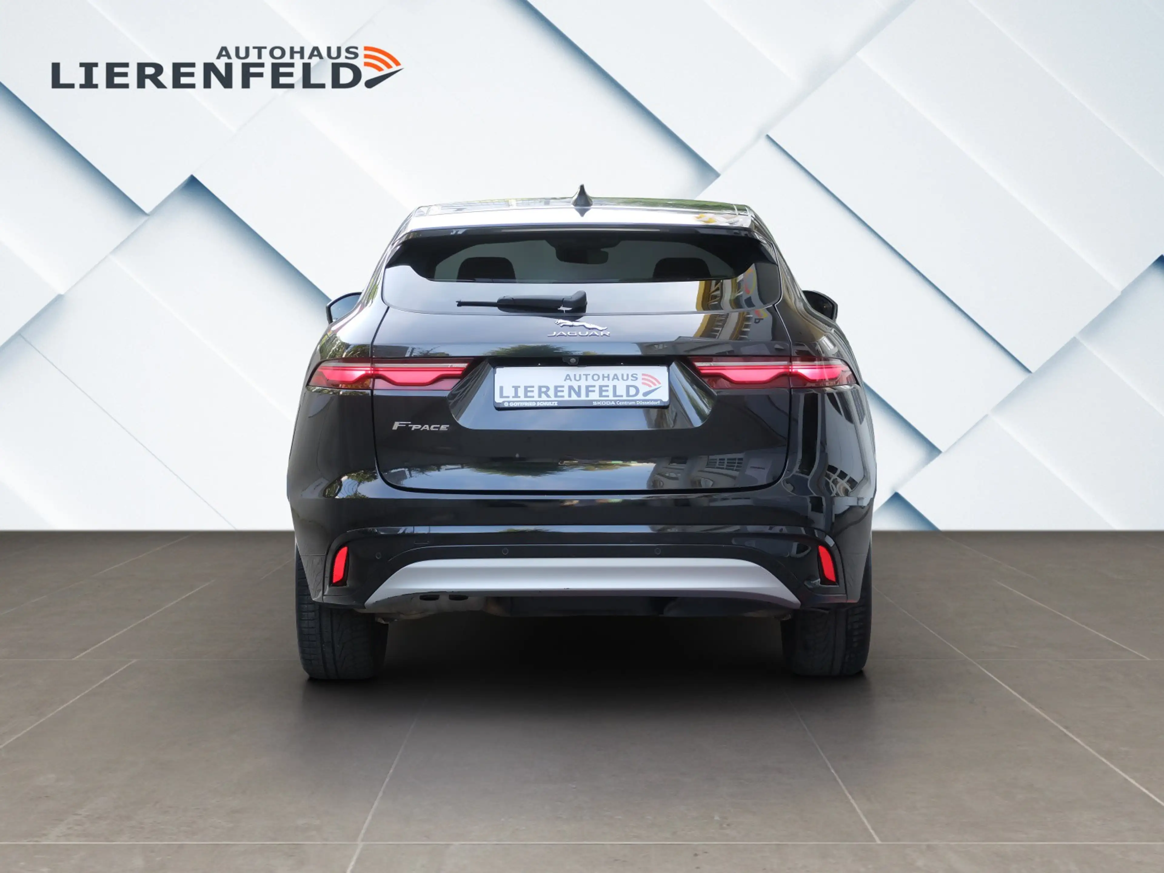 Jaguar F-Pace F-PACE D200 Mild-Hybrid SE AWD neues Model — photo 5