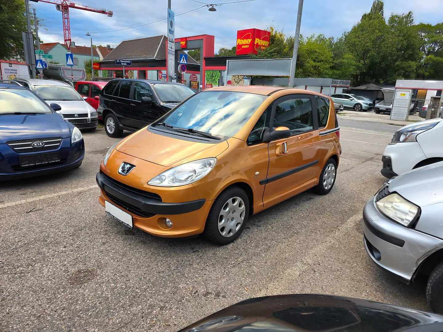 Peugeot 1007 1007 Urban 1,4 HDI*NEUES Pi+SERVICE Orange - 2