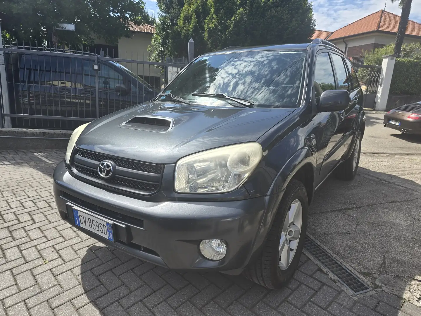 Toyota RAV 4 RAV4 5p 2.0 d-4d 16v Sol FL - 2